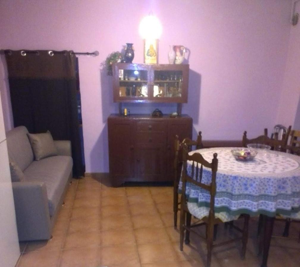 Casa Vacanze " Mela " โนวาซีรี ภายนอก รูปภาพ
